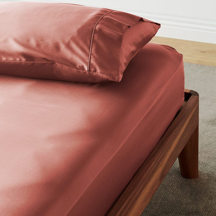 ettitude Signature Sateen Fitted Sheet