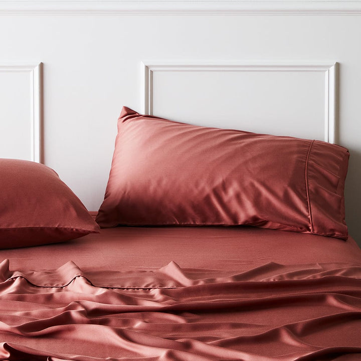 ettitude Signature Sateen Sheet Set