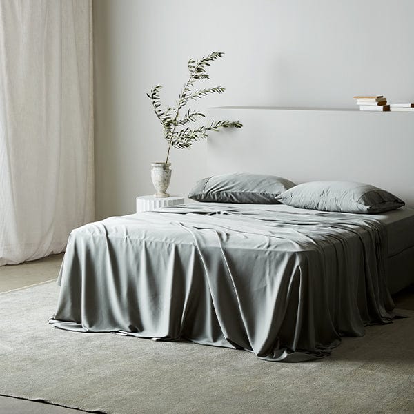 ettitude Signature Sateen Sheet Set