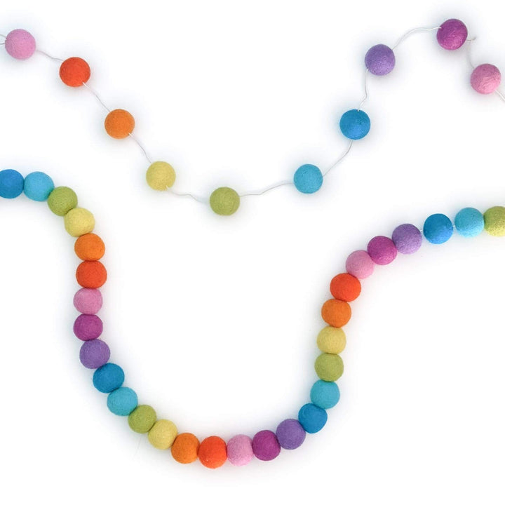 Friendsheep Shiny Happy Rainbow Eco Garland