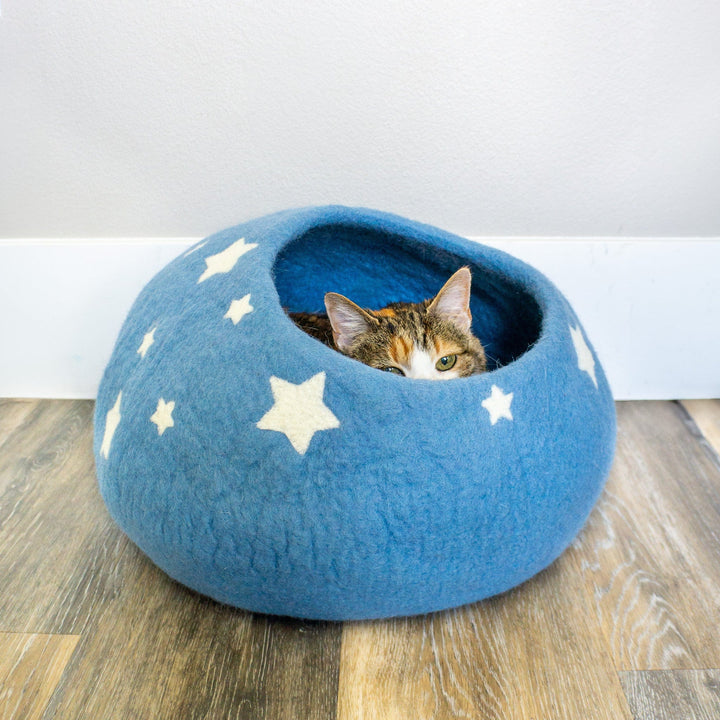 Friendsheep Sky Blue Midnight Stars Eco Kitty Cave