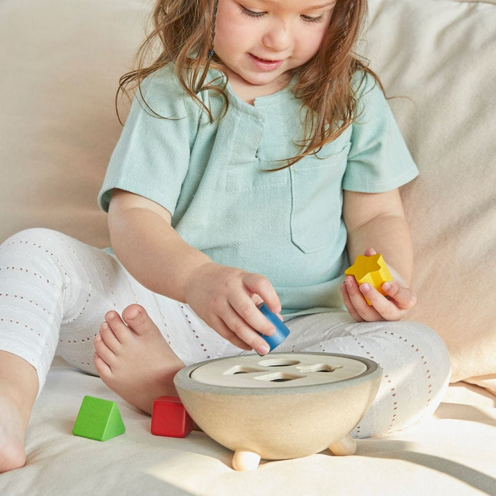 PlanToys USA Shape Sorting Bowl