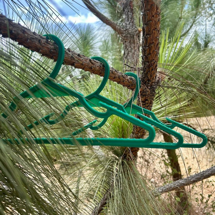 ( r e ) ˣ ( r e ) ˣ Adult Hanger - Green