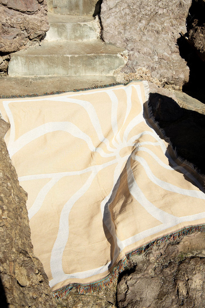 Sundream Horizon Heritage Woven Throw - Sand