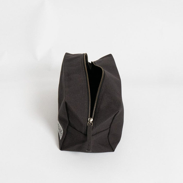 Terra Thread® Organic Cotton Canvas Toiletry Bag