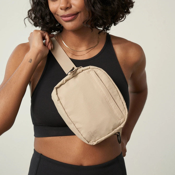 United by Blue Sand (Re)active™ 2L Convertible Crossbody